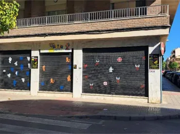 Local comercial en Centro - Foto 2