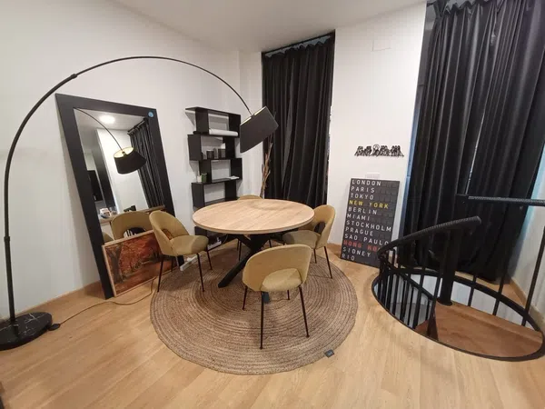 Piso en calle de Carnicer, 15