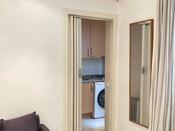 Estudio en calle del Monte Esquinza, 7 - Foto 5