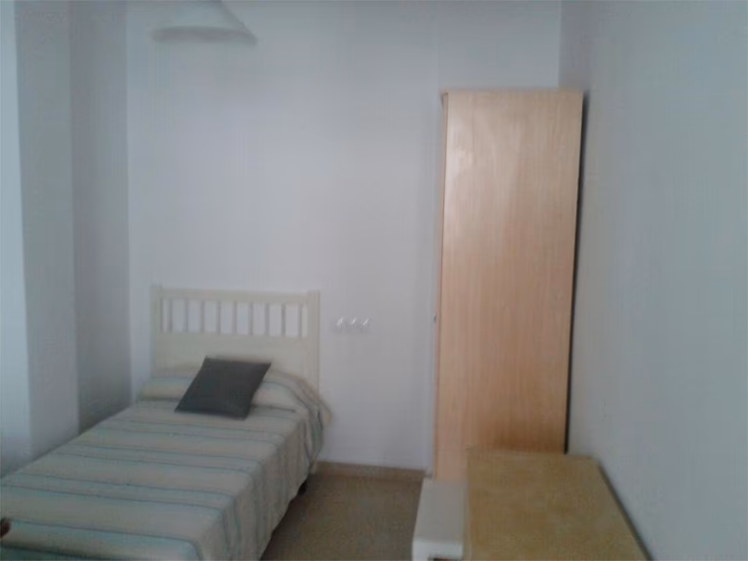 Piso en  Avenida de la Reina Mercedes 31 - Foto 4