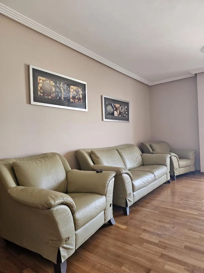 Piso en  Calle Doctor Alfonso Chiscano Díaz 8 - Foto 20