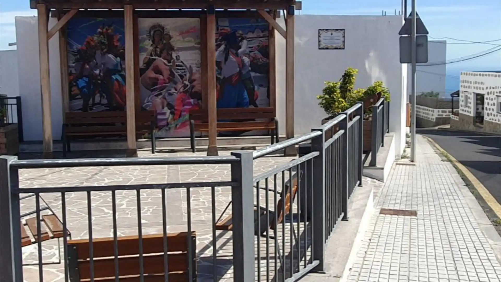 Casa adosada en  Calle el Llano 13 - Foto 3