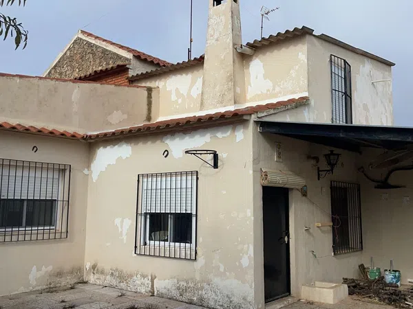 Casa de pueblo en Casas de Haro - Foto 1