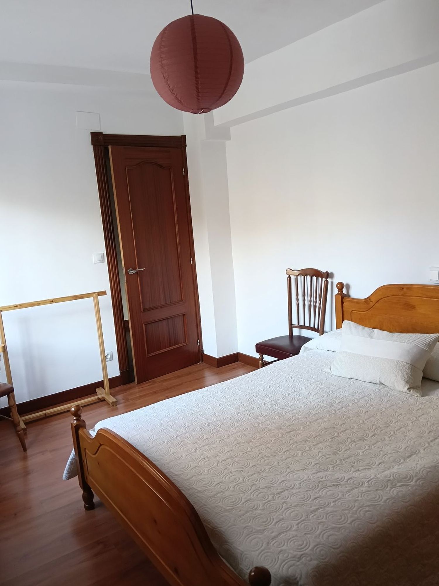 Piso en Espinosa de los Monteros - Foto 10
