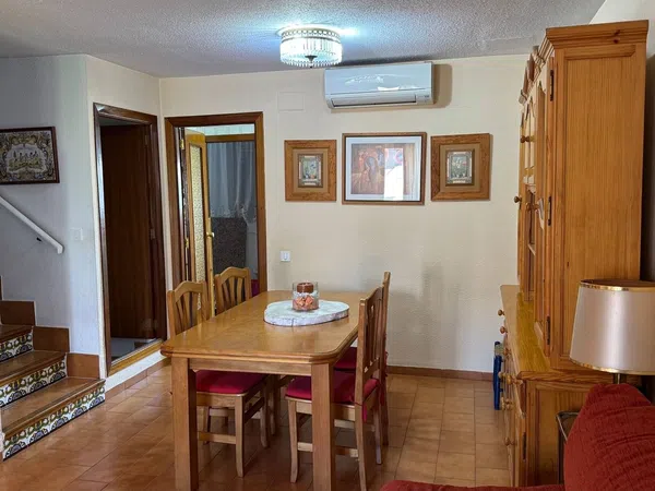 Chalet adosado en Calle Primero de Mayo, 7 - Foto 4
