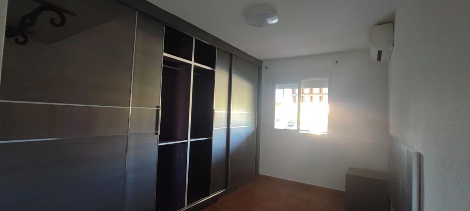 Piso en Avenida Parménides, El Consul - El Romeral - Foto 17