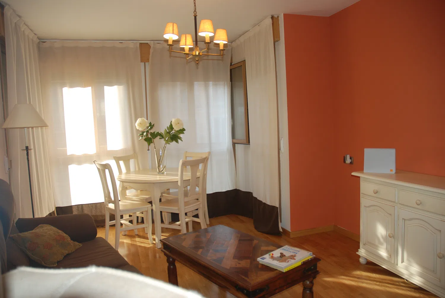 Piso en calle Coso, 99