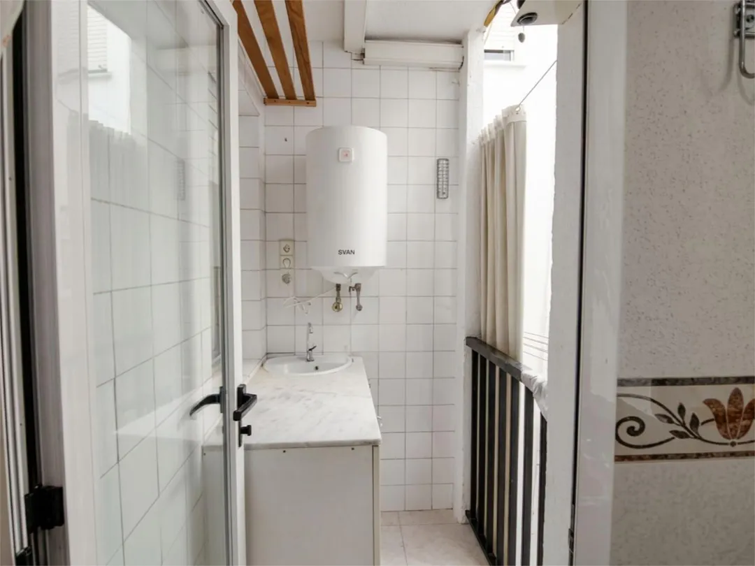 Piso en  Carrer de Carcaixent 4 - Foto 21