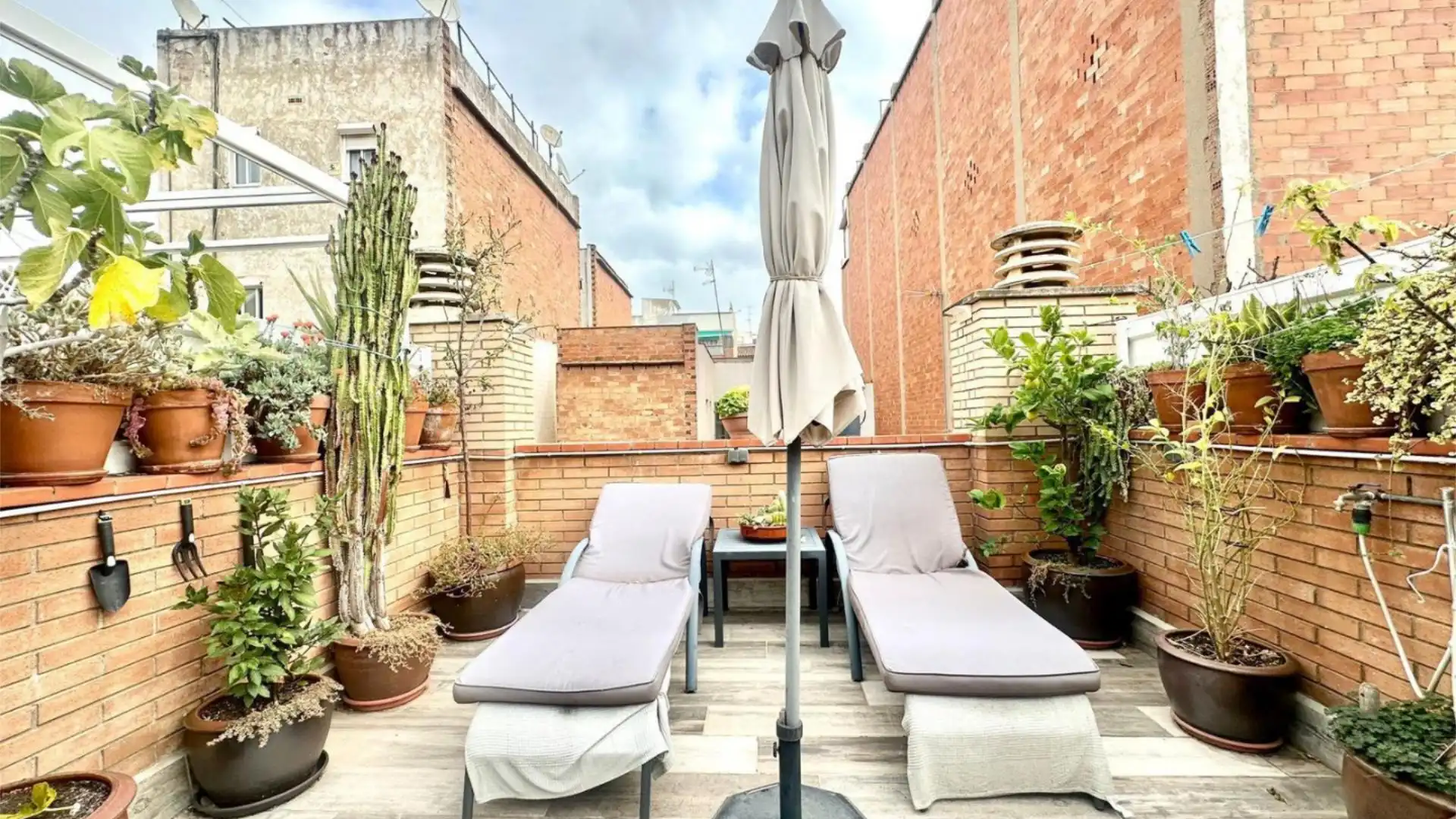 Piso en  Carrer Uva 1 - Foto 1