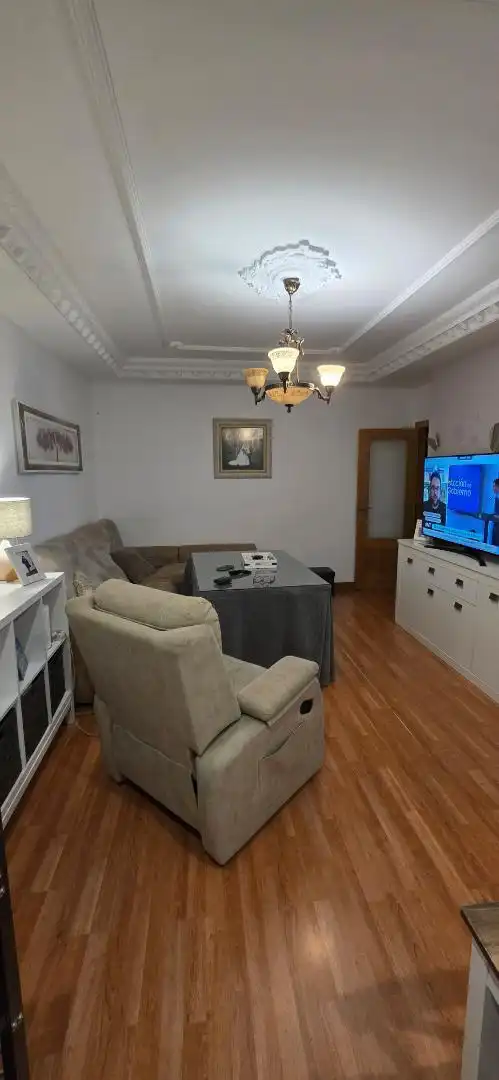 Piso en  Avenida de los Milagros 20 - Foto 2