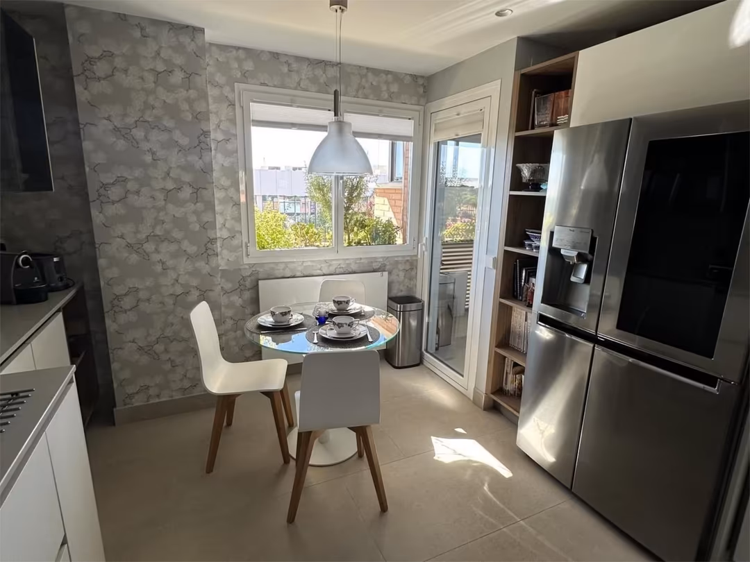 Piso en  Calle Rosales 28 - Foto 3