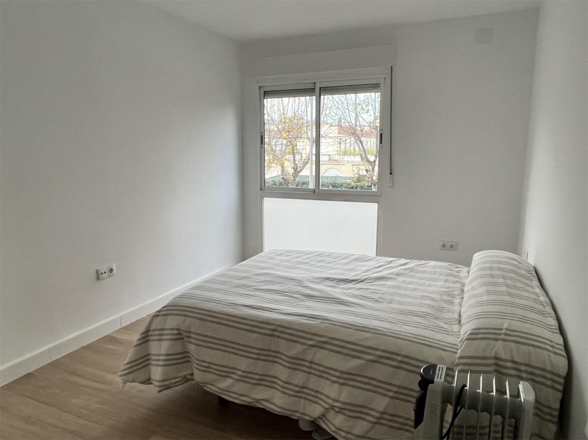 Piso en  Avenida de Medina Azahara 27