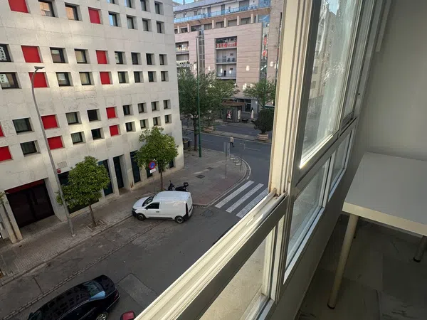 Piso en calle Blanco White, 4 - Foto 2