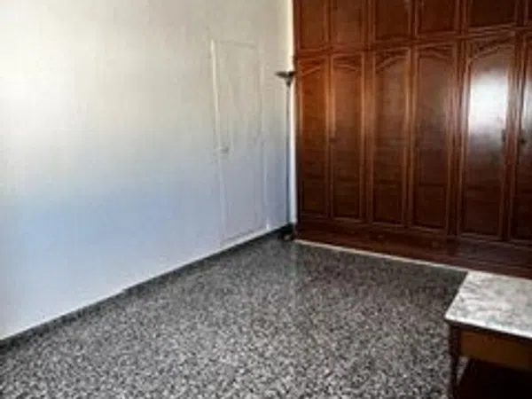 Piso en avenida de Pérez Galdós, 84 - Foto 5