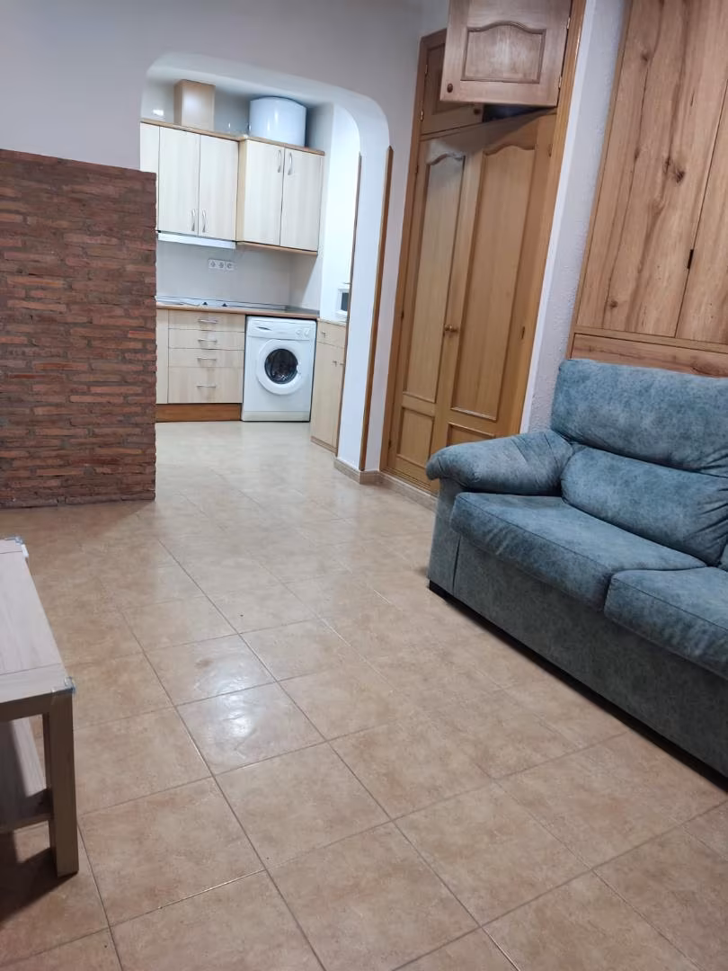 Estudio en  Calle del Reloj 3 - Foto 2