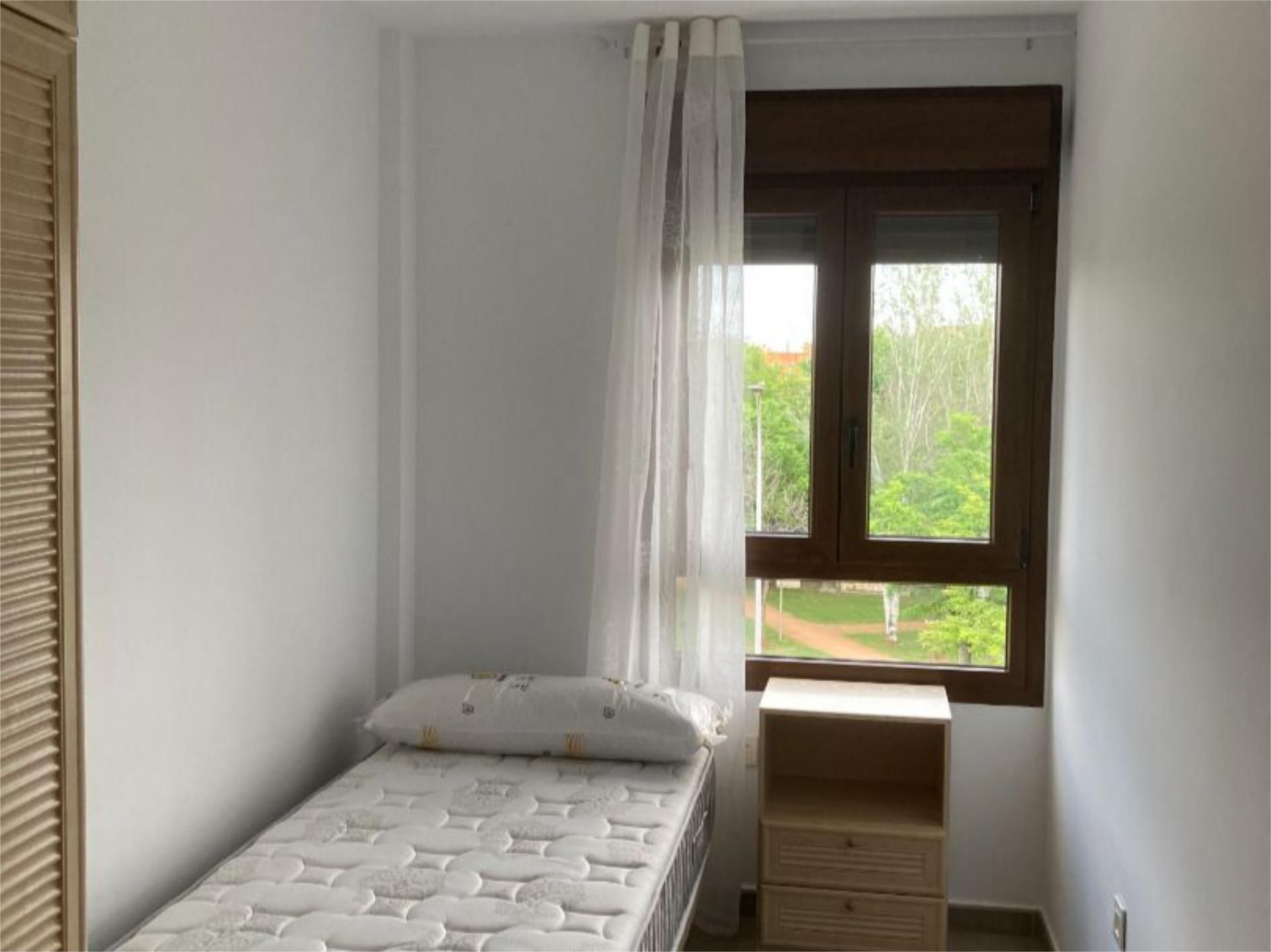 Piso en  Calle Escritor Conde de Zamora 10 - Foto 5