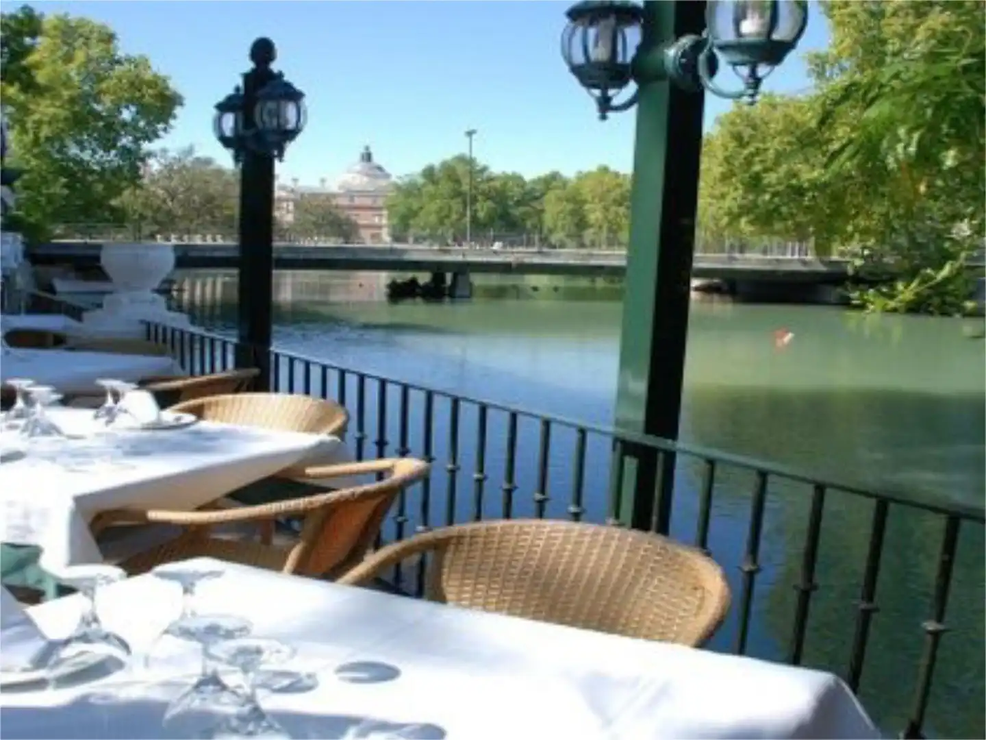 Piso en  Calle de la Fuente de la Reina 1 - Foto 32