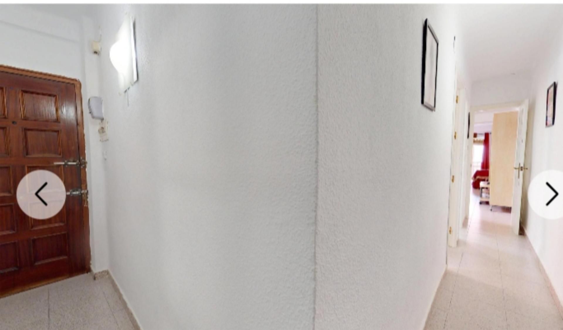 Piso en  Calle José María Valdenebro 17