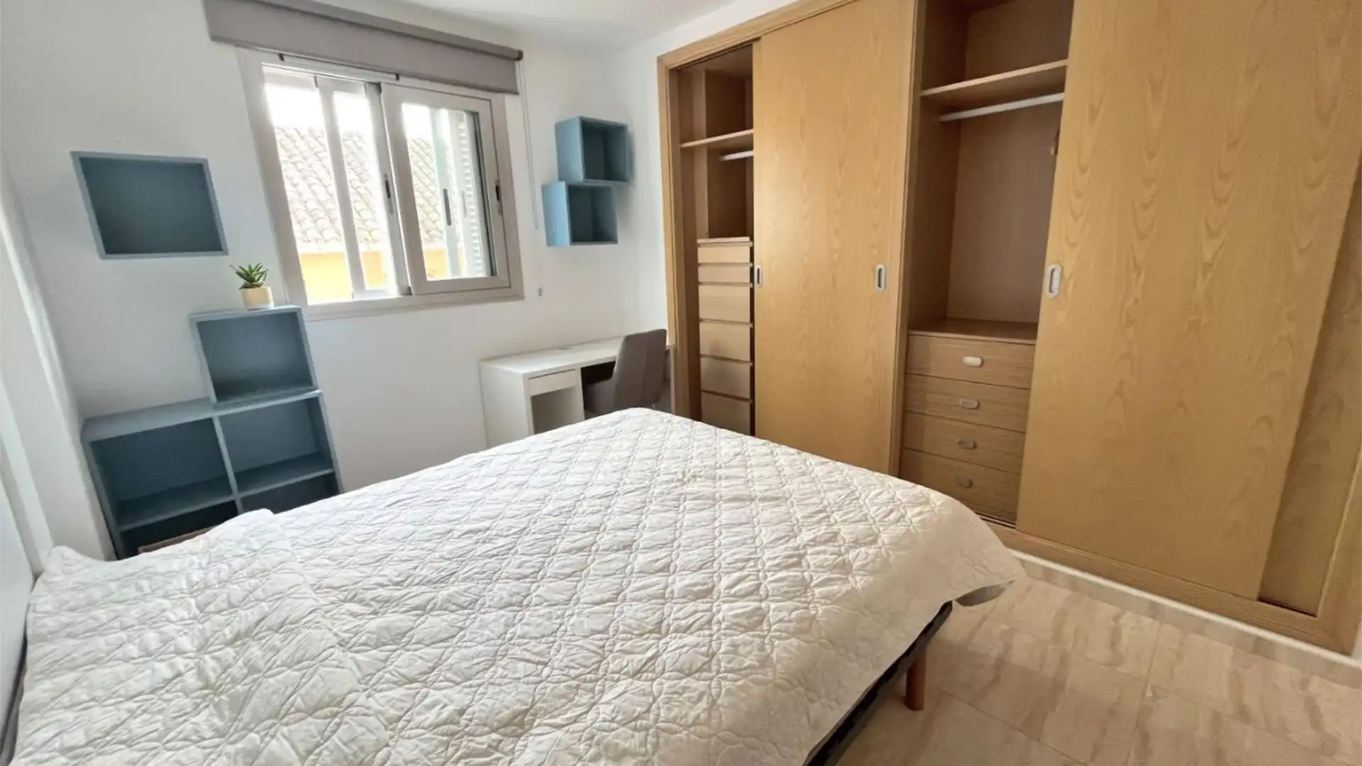 Piso en  Carrer del Pare Guillem Vives 4 - Foto 5