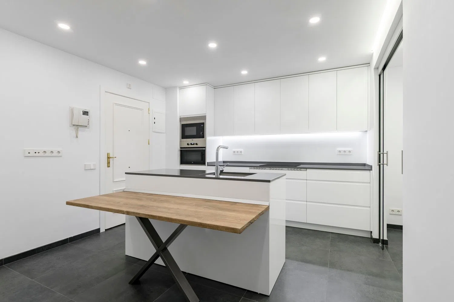 Piso en Barrio Bernabéu-Hispanoamérica - Foto 6