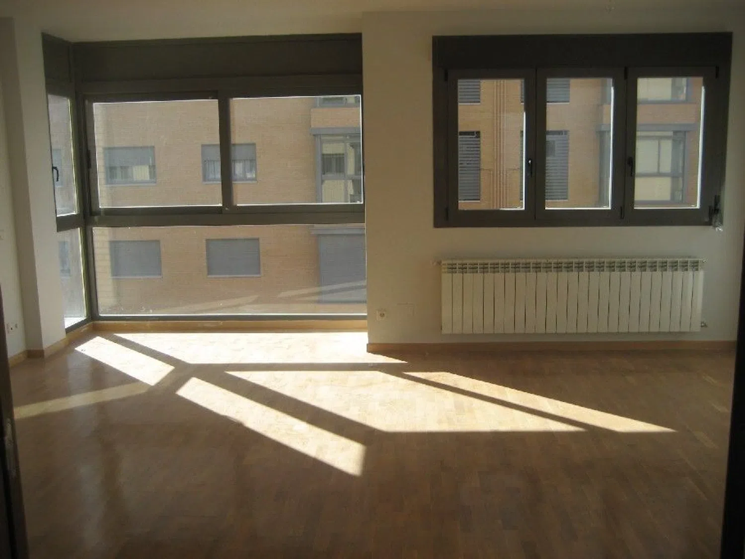 Piso en calle de Ana de Austria, 31 - Foto 1