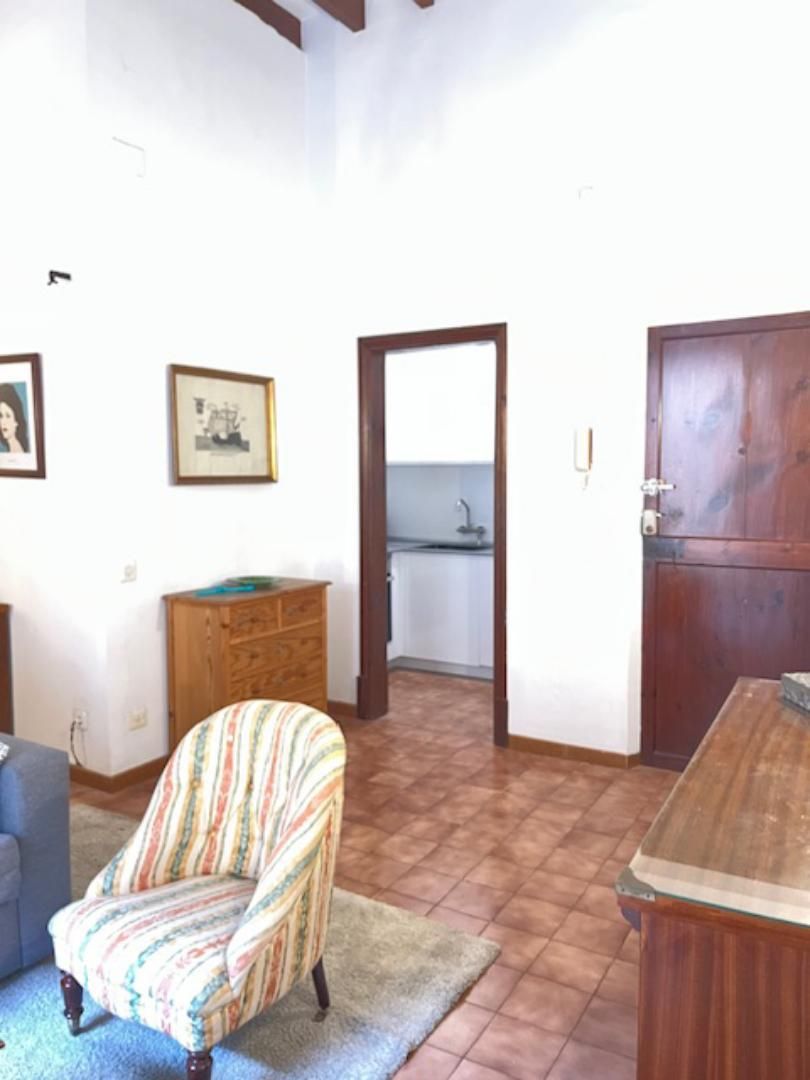 Piso en  Carrer de Sant Feliu 8 - Foto 2