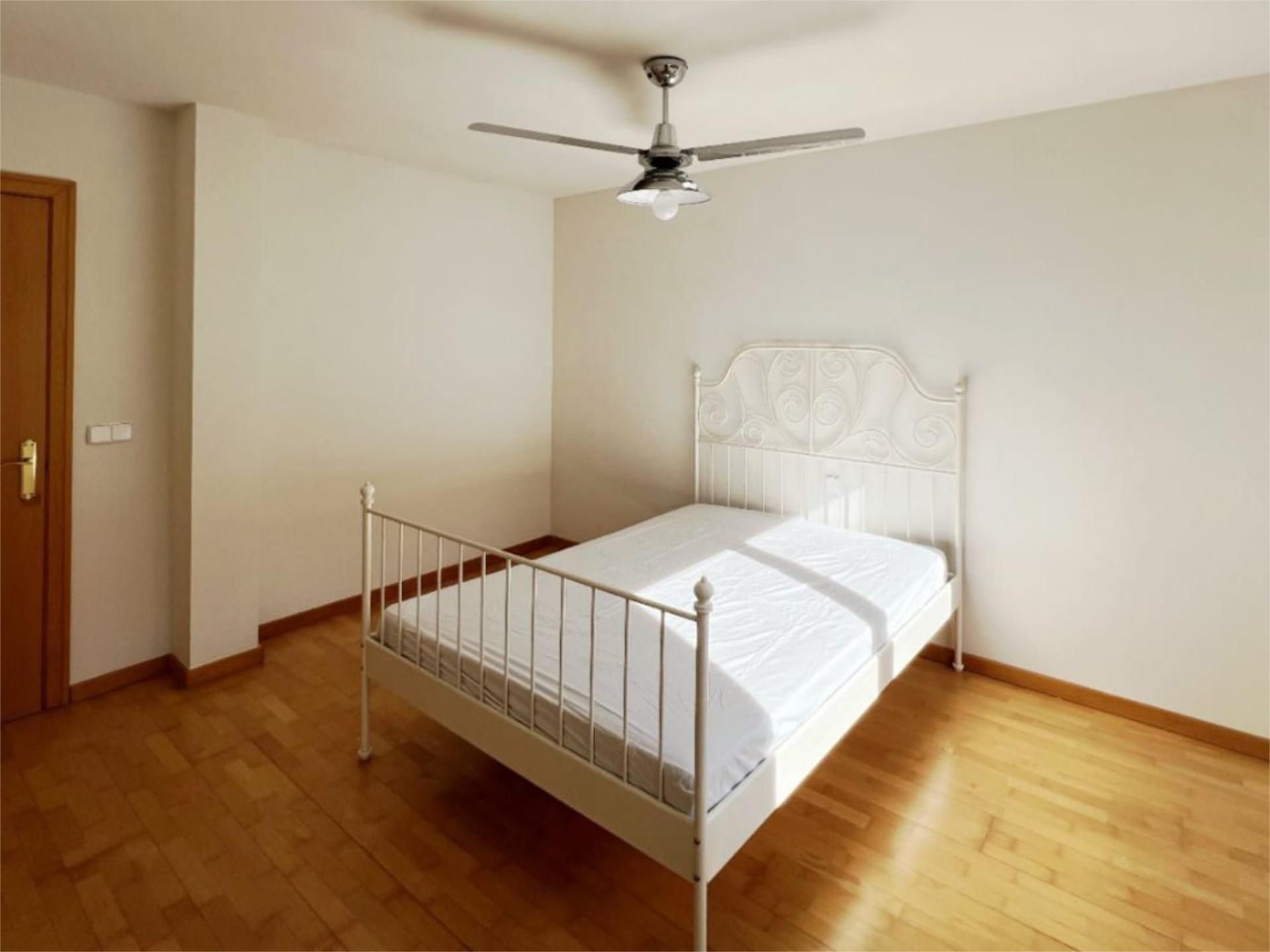 Chalet en  Calle de Islas Galapagos 40 - Foto 9