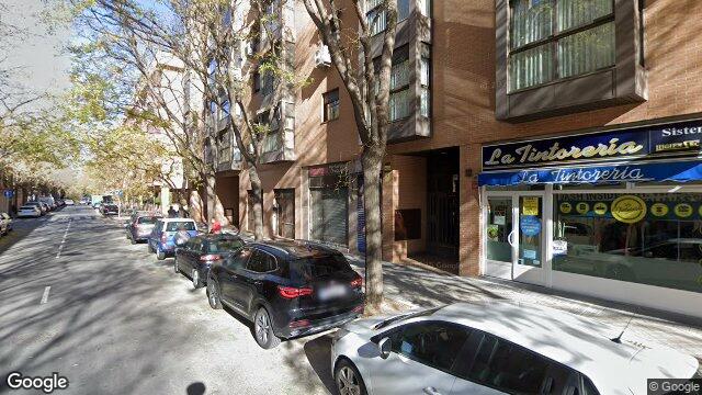 Vista de la calle de Piso en Calle Cobos de Segovia, 19