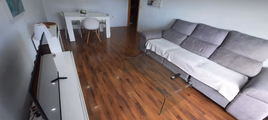 Piso en  Avenida 3 de Abril de 1979 1 - Foto 4