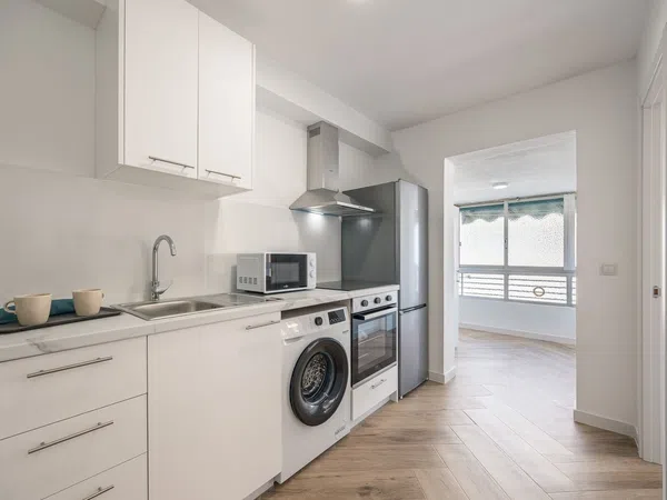 Estudio en Barrio Carolinas Bajas - Foto 9