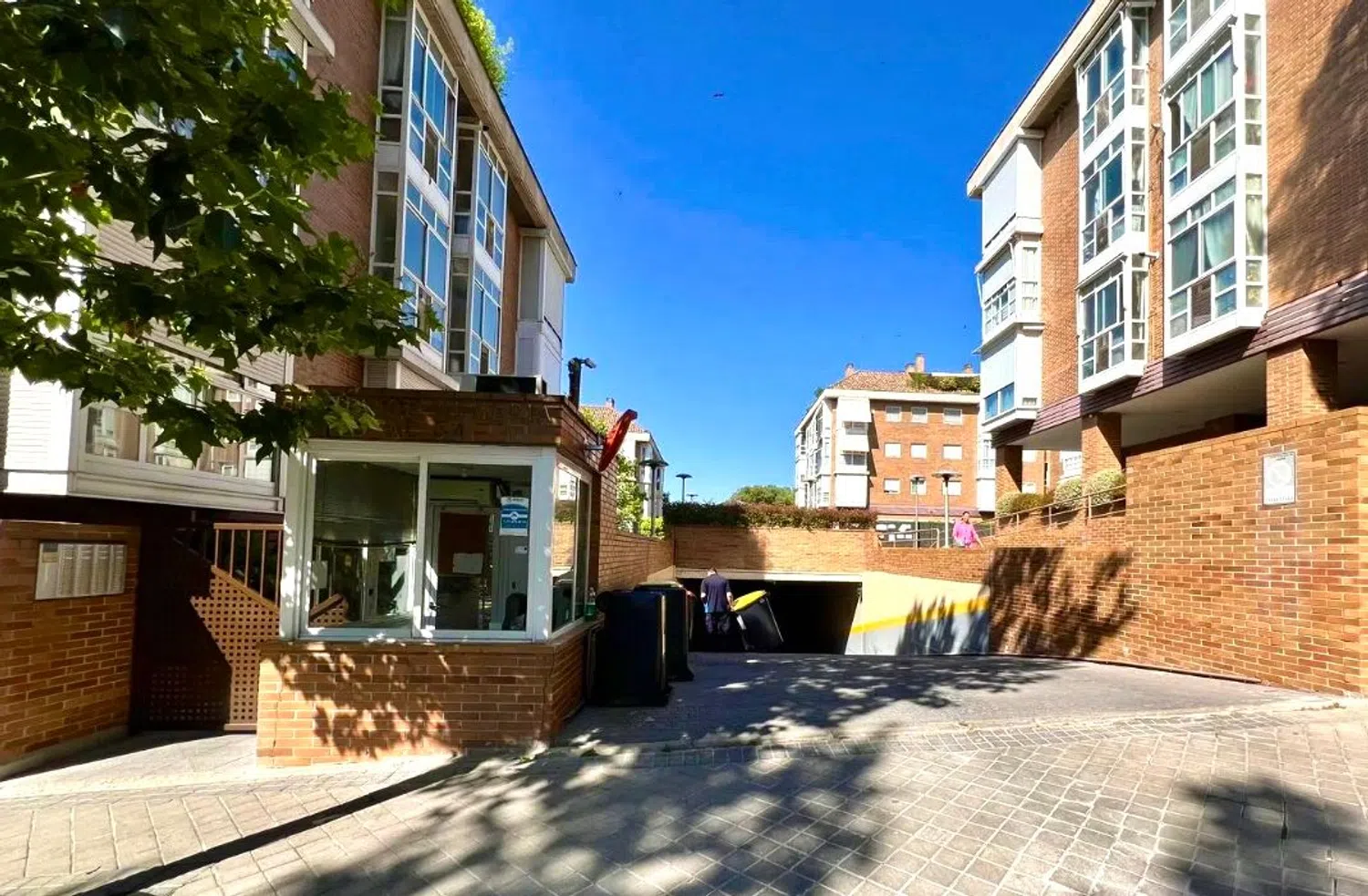 Piso en calle Bahía de Almería, 34 - Foto 1