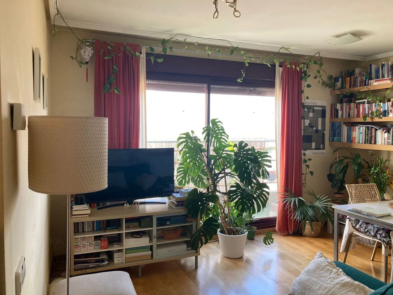 Estudio en avenida de la Reina Victoria, 7 - Foto 3