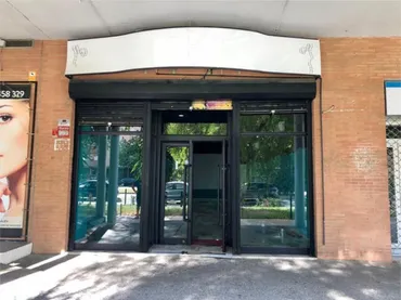 Local comercial en Sevilla Este - Foto 1