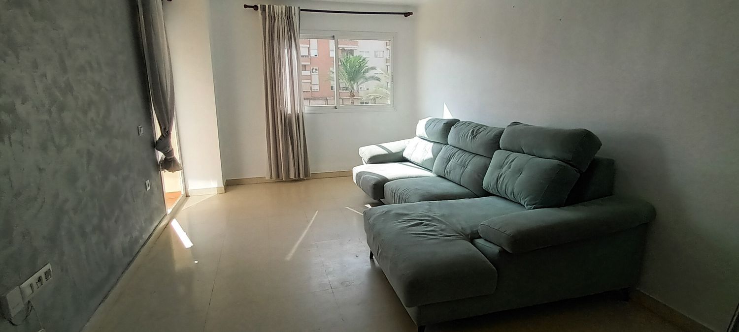 Piso en Calle Escritora Josefina Aldecoa, 3, El Consul - El Romeral - Foto 2