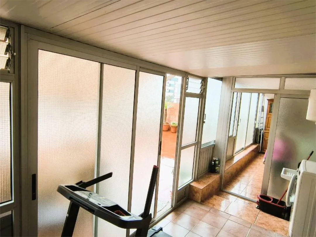 Piso en  Avenida de Benito Pérez Armas 4 - Foto 10