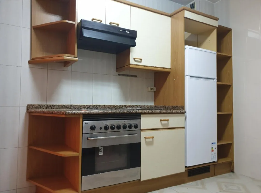 Piso en  Avenida Rosalía de Castro 78 - Foto 6