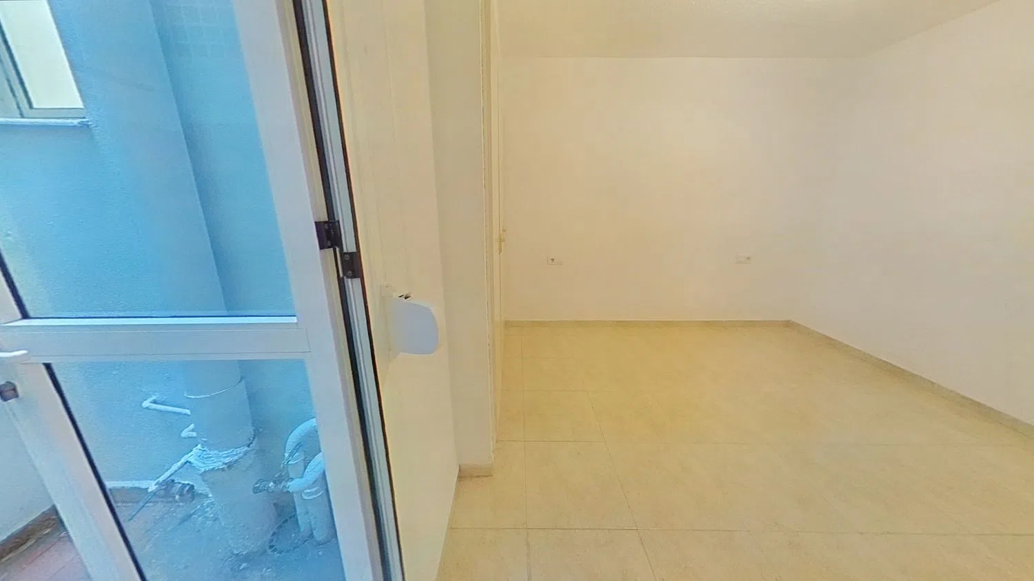 Piso en Barrio Torrefiel - Foto 17