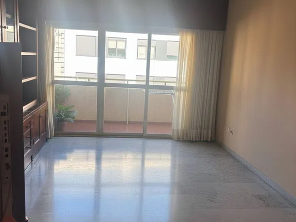 Piso en calle Camilo José Cela, 4