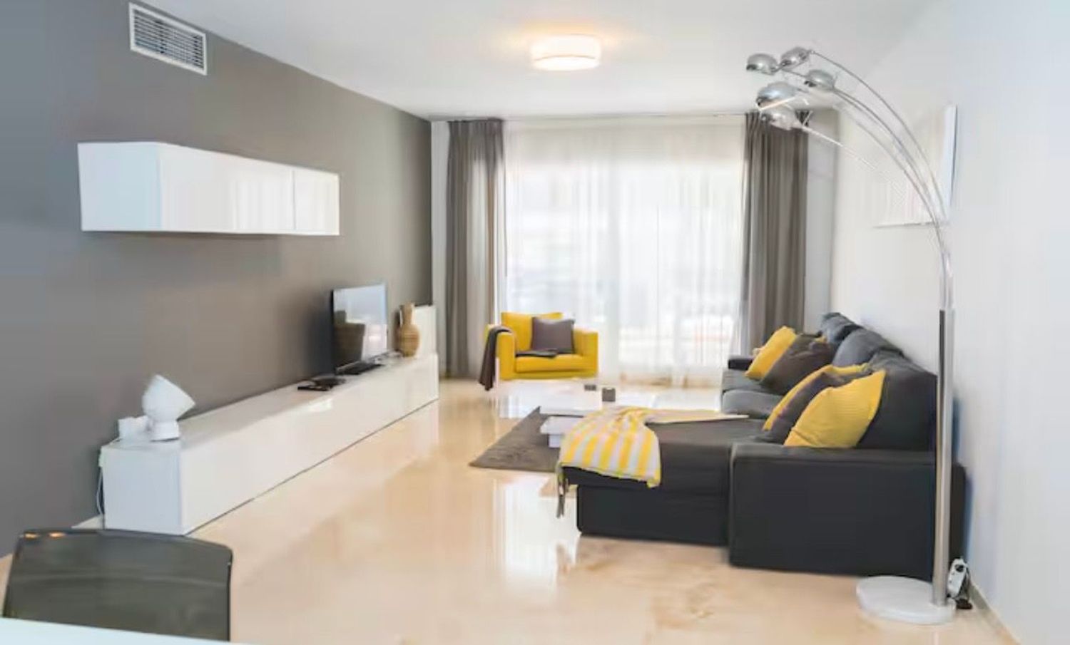 Piso en Calle Cortes s/n, Linda Vista-Nueva Alcántara-Cortijo Blanco - Foto 2
