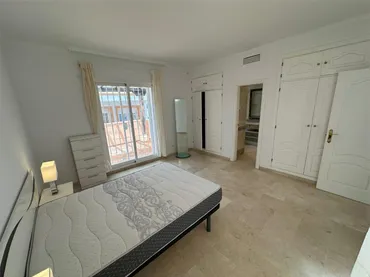Casa adosada en  Urbanización Aloha Lake 20 - Foto 15