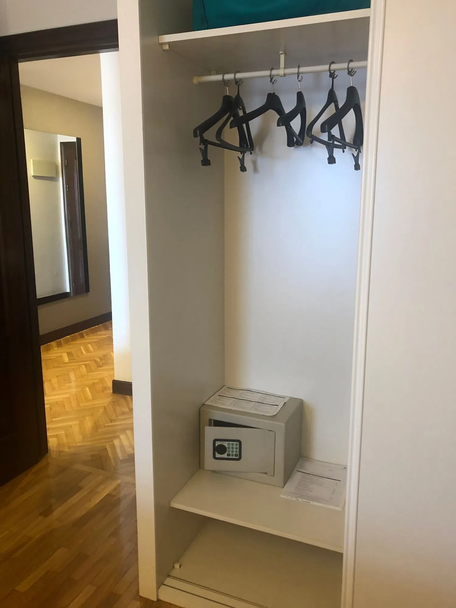 Piso en calle de Irunlarrea, 6 - Foto 16