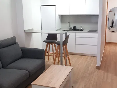 Estudio en avenida Juan Carlos I, 52
