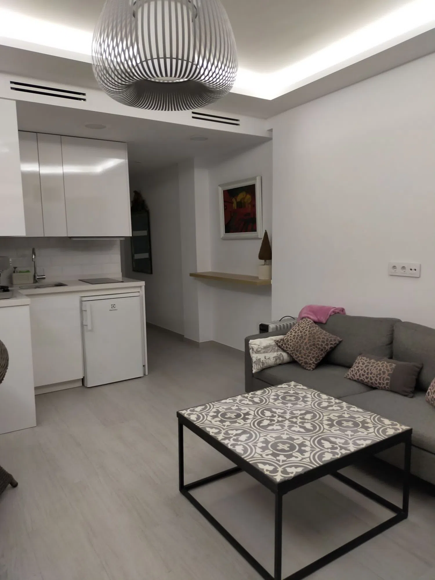 Estudio en avenida del Gran Capitán, 34 - Foto 1