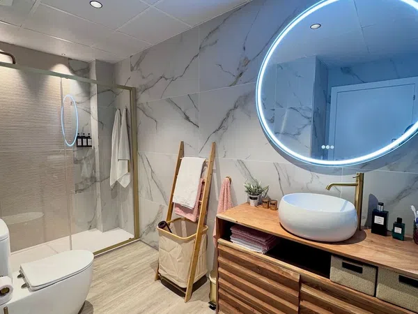 Estudio en calle Omar, 8 - Foto 17