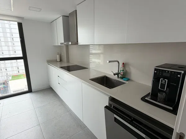 Piso en avenida de Fernando Abril Martorell, 28 - Foto 7