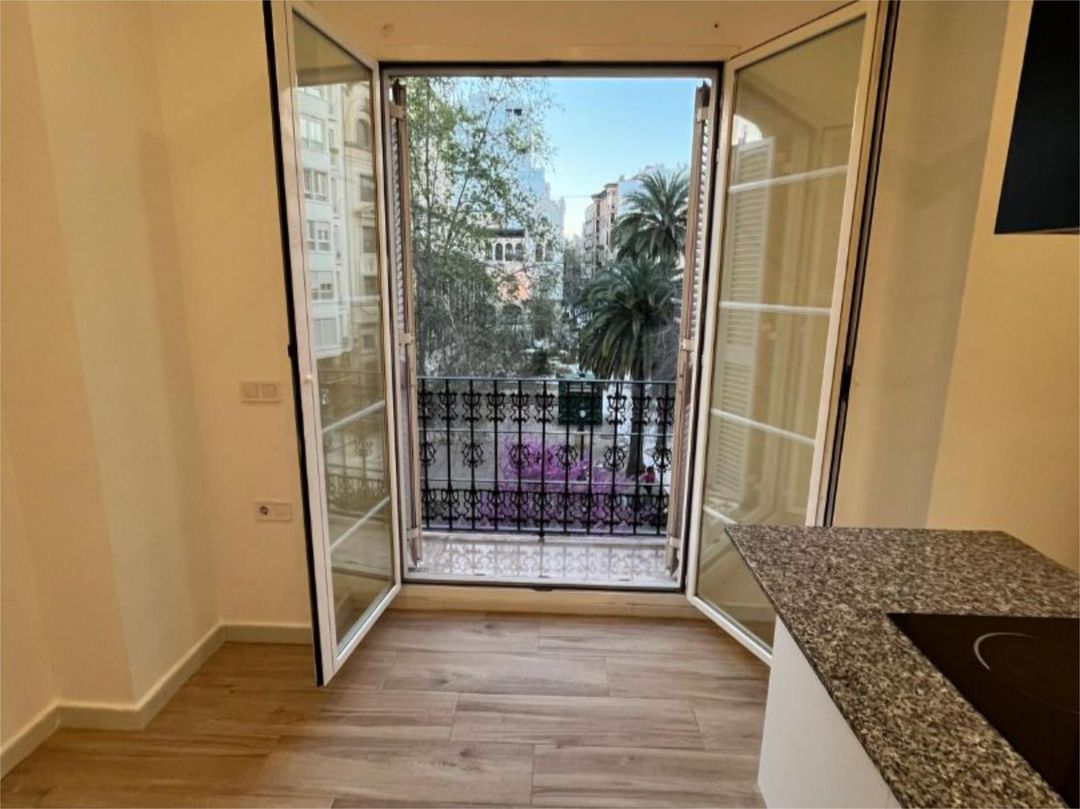 Piso en  Plaça Ruperto Chapí 2 - Foto 4