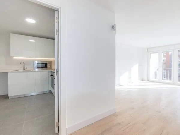 Piso en calle de la Virgen de Aránzazu, 37