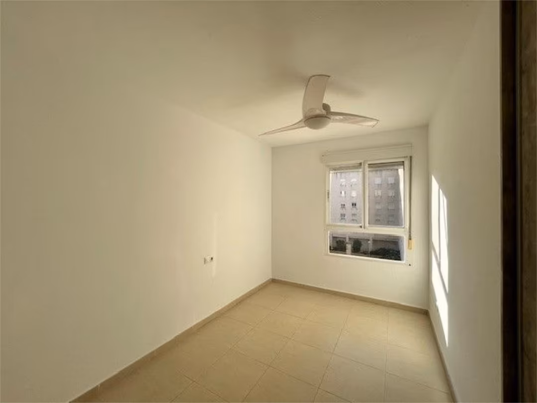 Piso en  Carrer Castell de Castells 14 - Foto 12