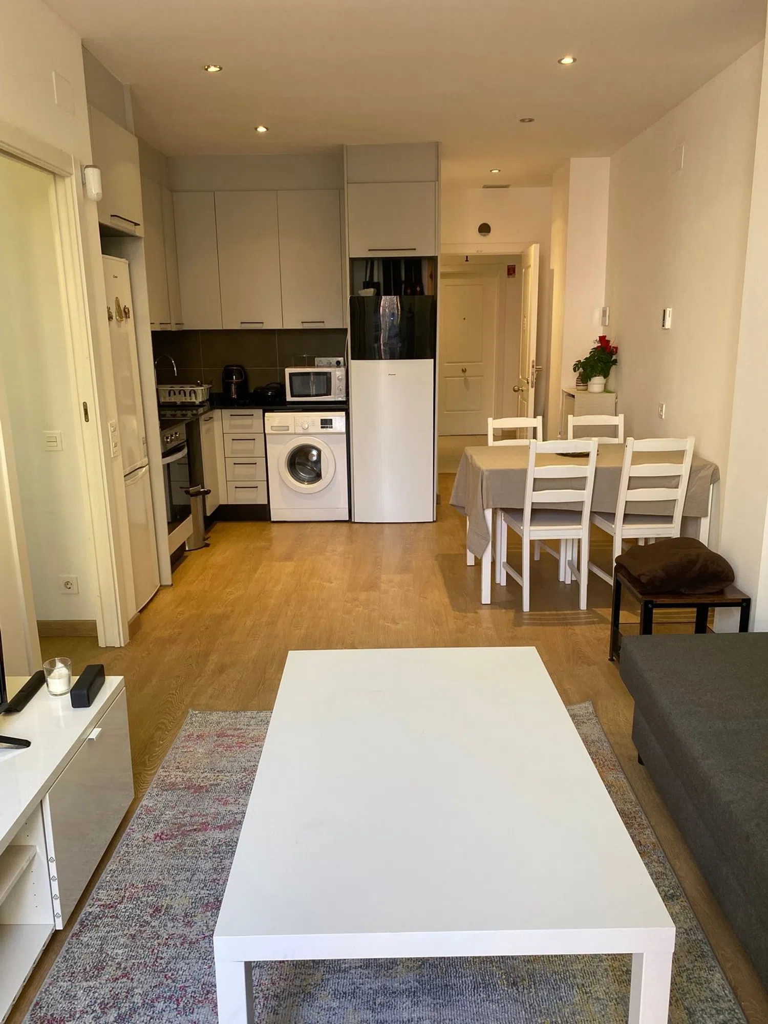 Piso en calle de València, 404 - Foto 3