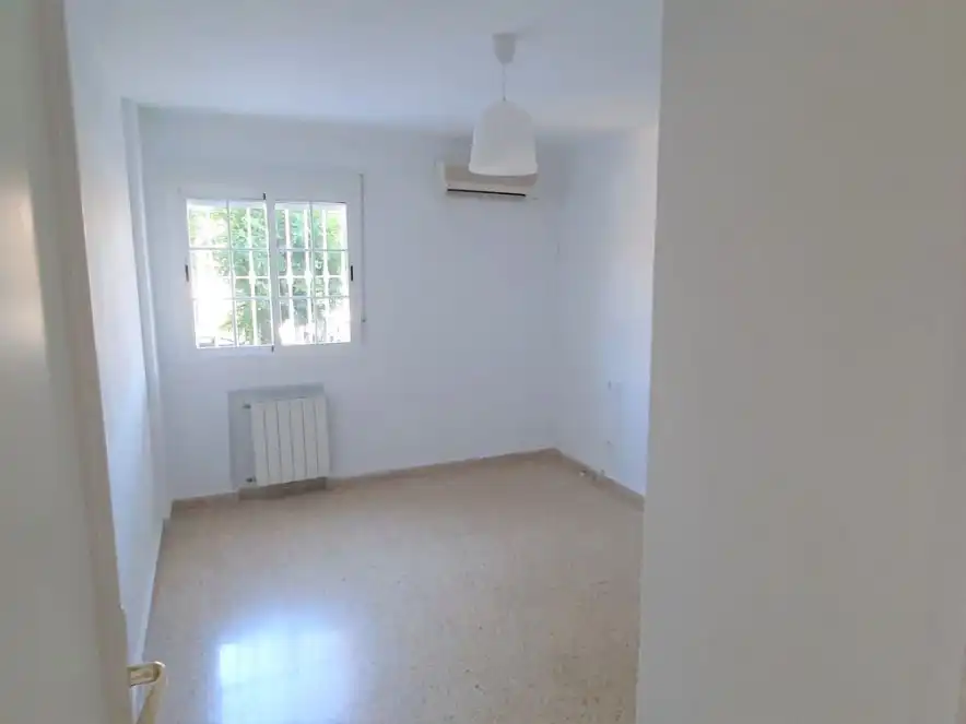 Piso en  Rotonda de Santa Eufemia S/N - Foto 13